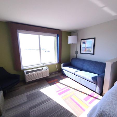 Holiday Inn Express & Suites - Nebraska City By Ihg Exterior photo